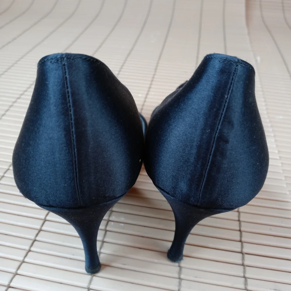 Stuart Weitzman 'Black Rose' black satin open toe_7